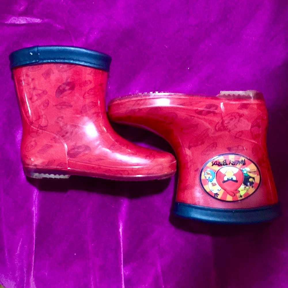 Toddler Boys Angry Bird Rain Boots size 9/10